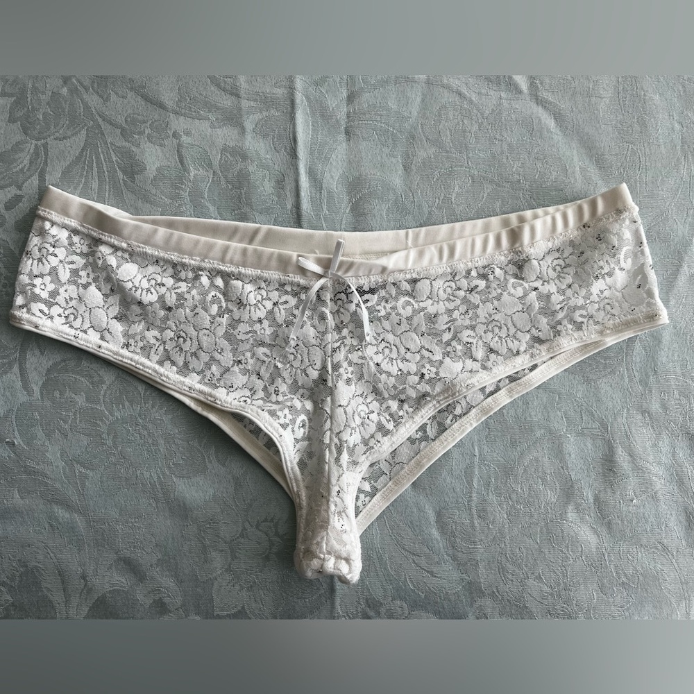 New OS Victoria’s Secret Hiphugger Undies